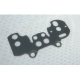 PALUBNÍ DESKA - NOVÝ PLECH UCHYCENÍ POD BUDÍKY - SEŘÍZLÝ  (TYP 634,638,639)